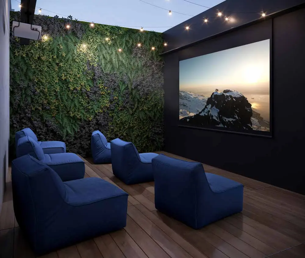 Cine open air com jardim vertical